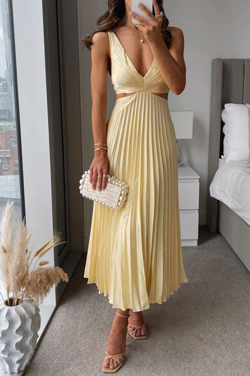 Ada - Backless Pleated Long Dress